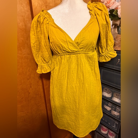 Billabong UO Perfect Paradise Mustard Baby Doll Mini Dress Small NWT - Picture 1 of 14